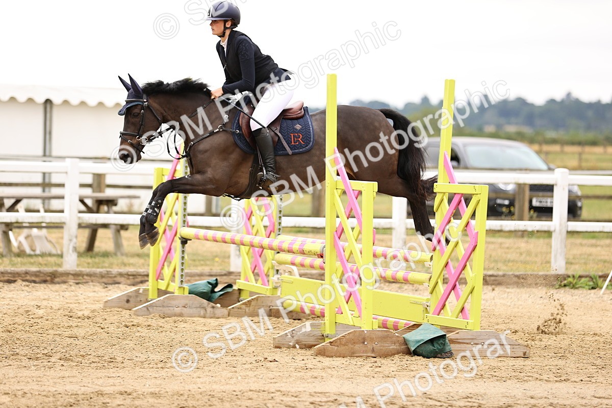 SBM_024373 - Class 8 - Clear Round