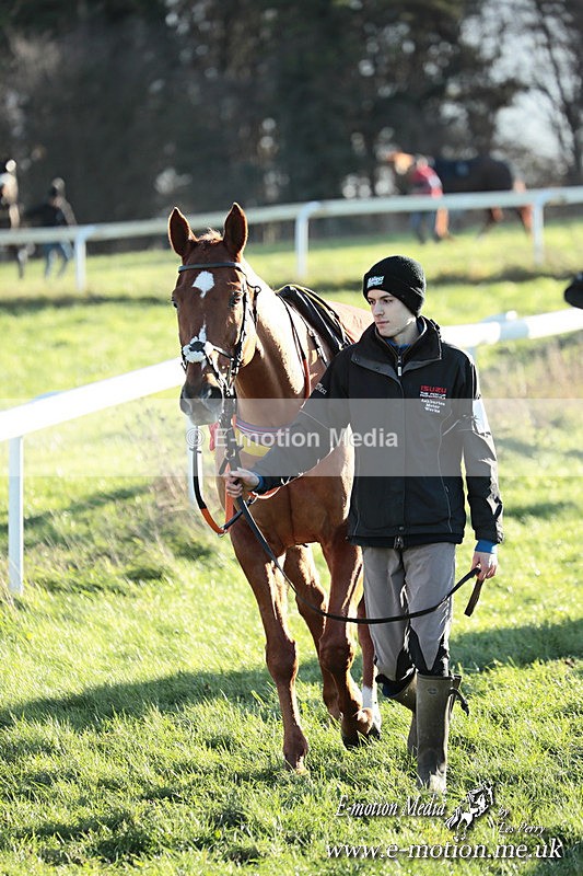 PtP 301125  0441 - Hursley Hambledon Point-to-Point Larkhill Racecourse 30/12/2025