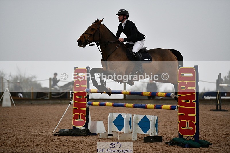 241102A-153931-06248 - SAT Cls 12 1.15m Members Cup