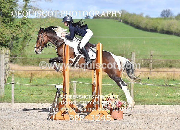 BPP_3245 - CLASS 3 BritiNovice/ 90cm Open