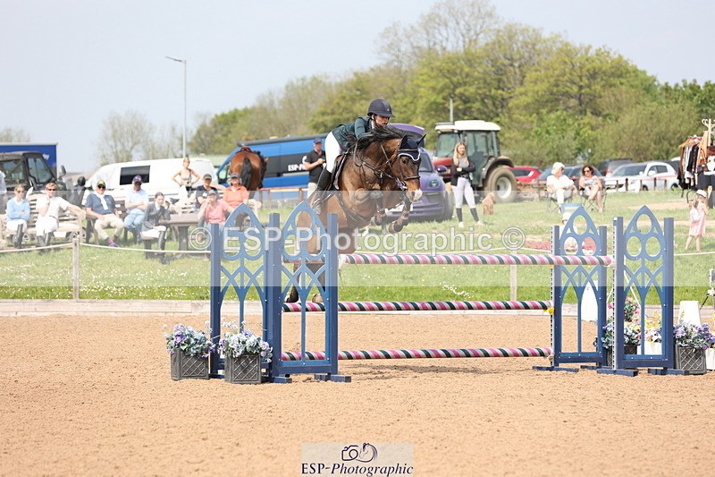 240511A-142820-14304 - Cls 36 National 1.30m Open