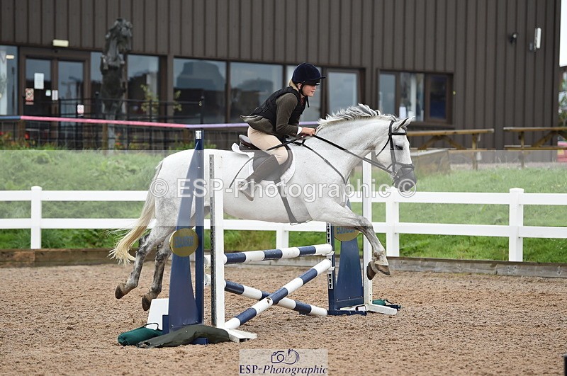 220829A-162534-00226 - 70cm Classes 3a 3b & 4