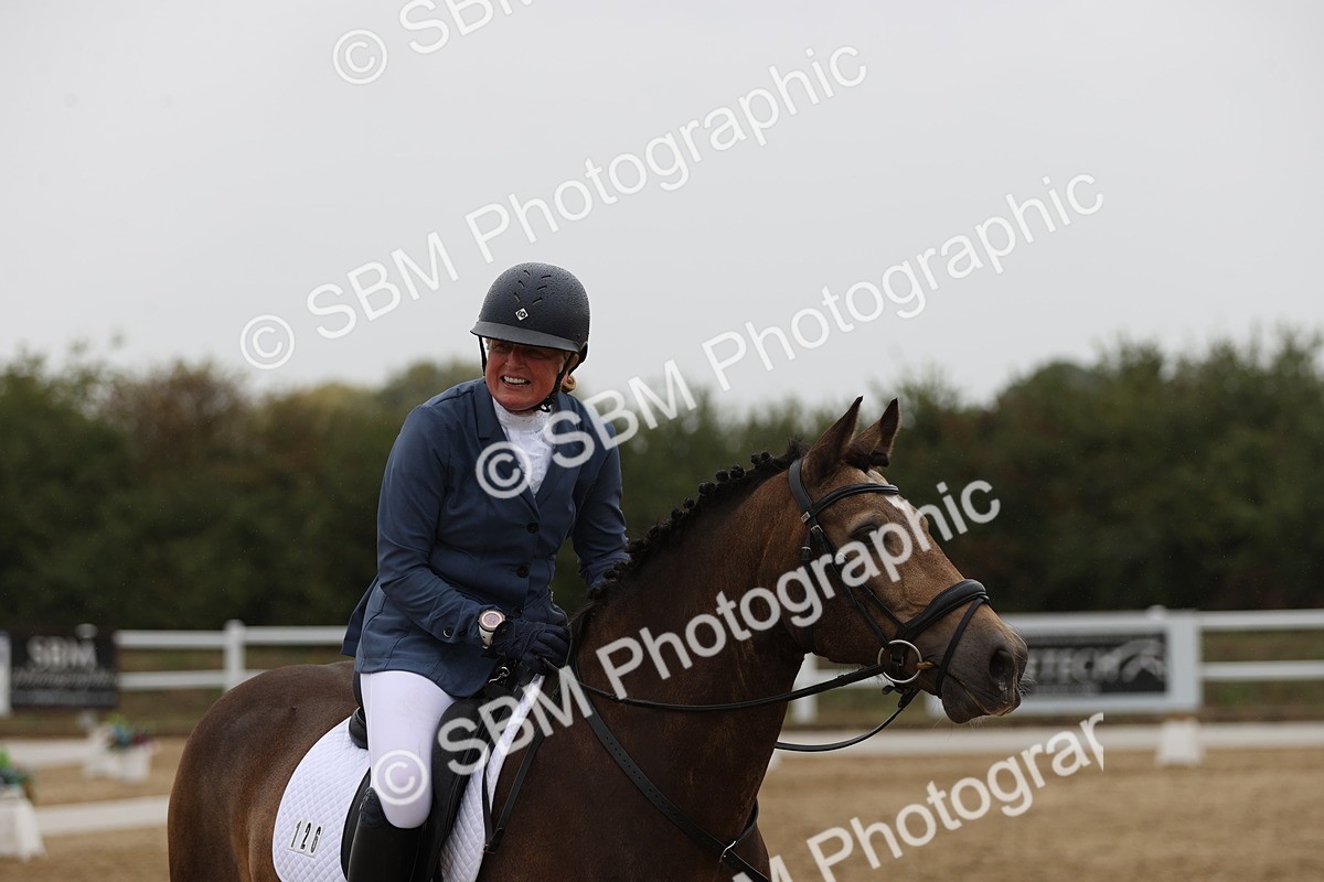 SBM_004472 - Class 9 - Novice 3 Champs