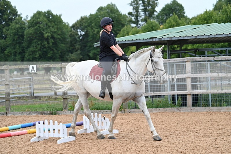 WJ7_8526 - Poles 11:00am