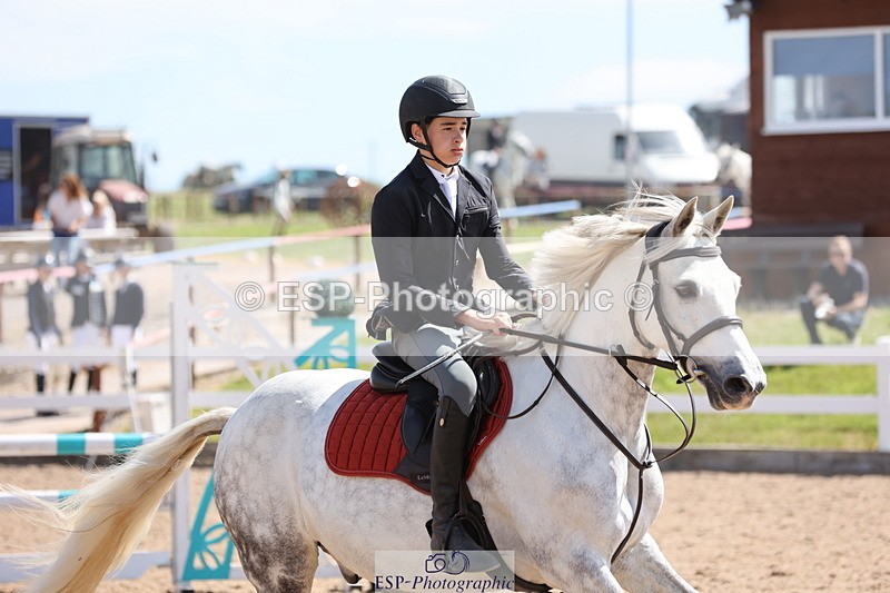 240629A-110209-04373 - Cls 17 Discovery and 90cm Open