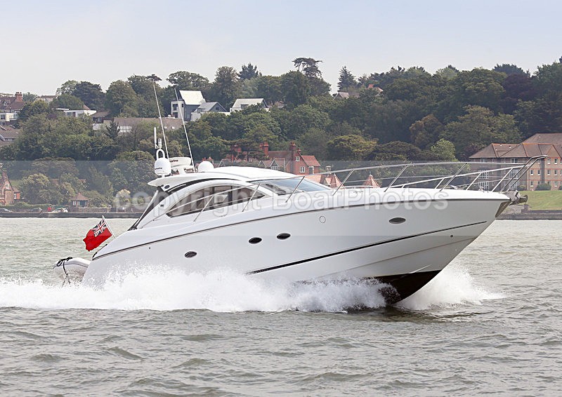140601 IKATCHA WT7A4572 - Motorboats - Hardtop