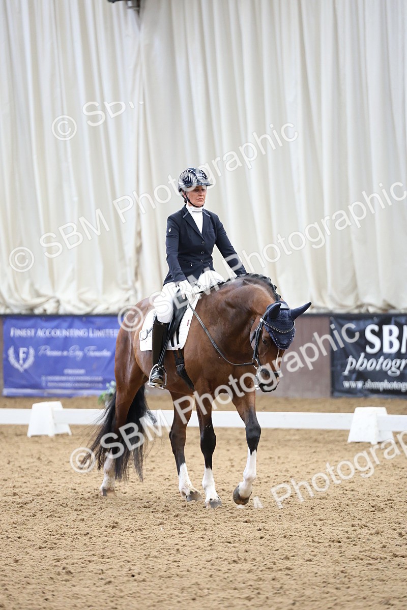 SBM_002873 - Class 5 - Novice 6 Gold - 10.24-11.30