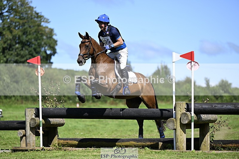 240811A-140740-04454 - 205-