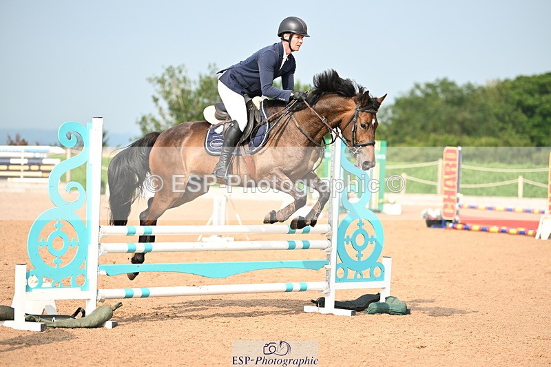 240801A-091801-00981 - Cls 1 British Novice and 90cm Open
