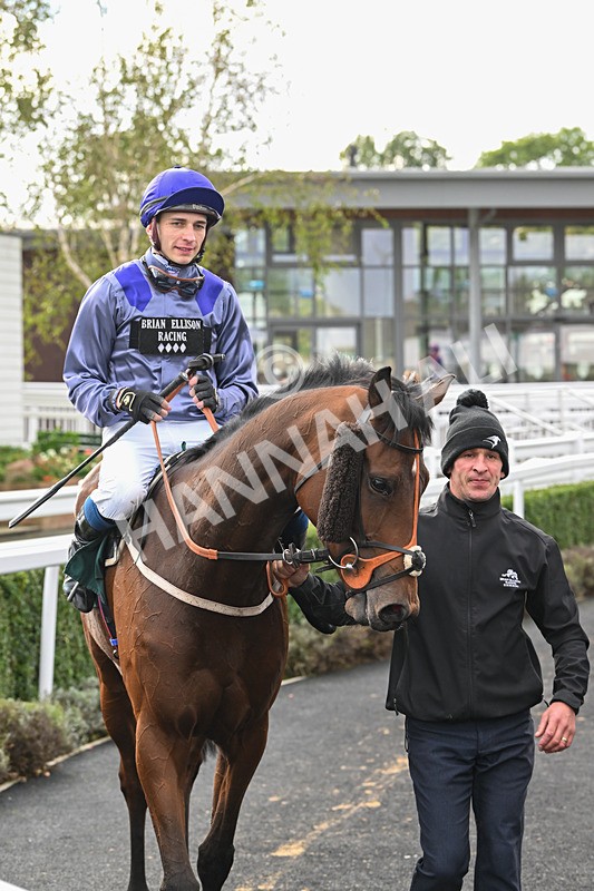 021024-Race 4-Captain Potter-9477 - Race 4