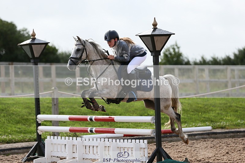 230715A-091624-00239 - Cls 13 Stepping Stones 128cm & 138cm