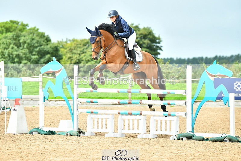 230805A-120509-00321 - Cls 3 Snr Foxhunter & 1.20m Open