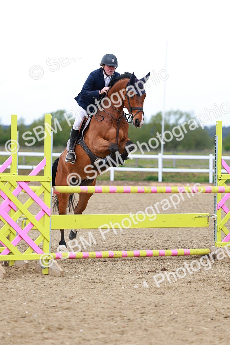 SBM_002358 - Class 10 - Senior Newcomers - 1.10m