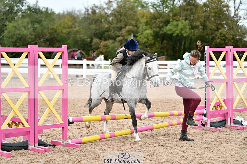 241013B-104137-00432 - Cls 2c 40cm Lead Rein