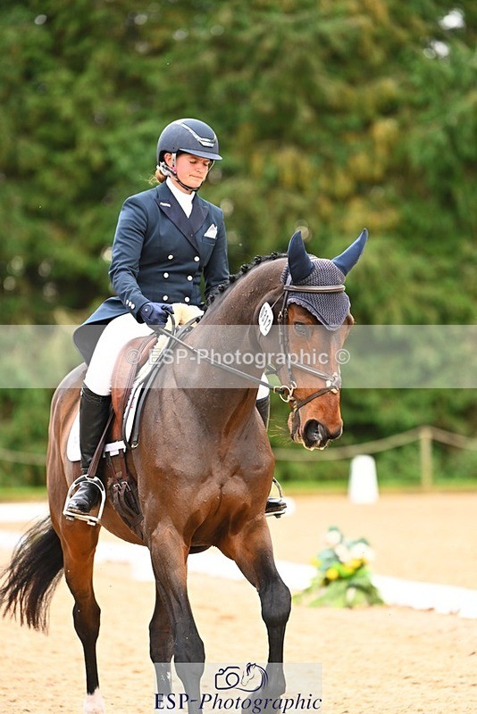 231020-150240-10064 - 312-HALVANNA.THE.LAST.SONG-Holly.Horton-DR