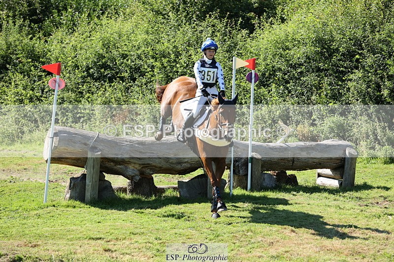 240811A-155443-05775 - 351-