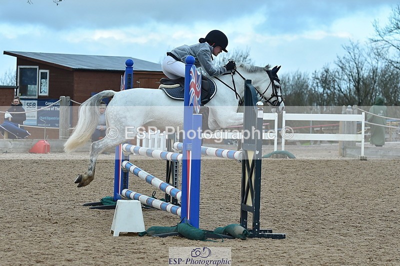 231119A-132842-05977 - Sun Cls 26 Springboard 128cm & 138cm