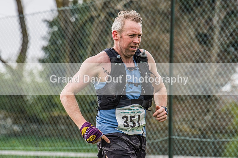 3 Peaks-3134 - The 3 Peaks Race - The Finish - Saturday 29th April 2023