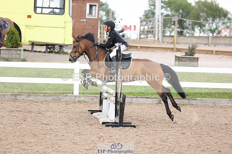 240630A-175205-16188 - Cls 28 Stepping Stones 128cm + 138cm