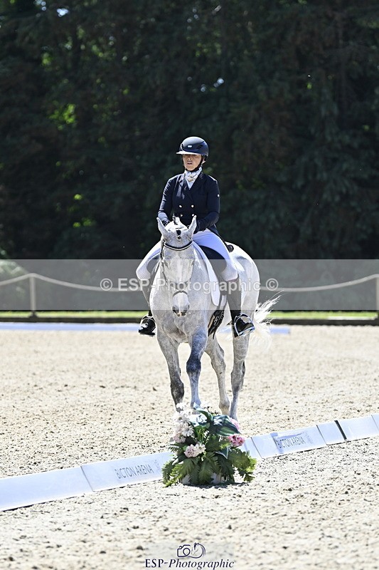 250522A-114741-03265 - B-320-Emma.Hyslop-Webb-CHICAGO.CHARLIE