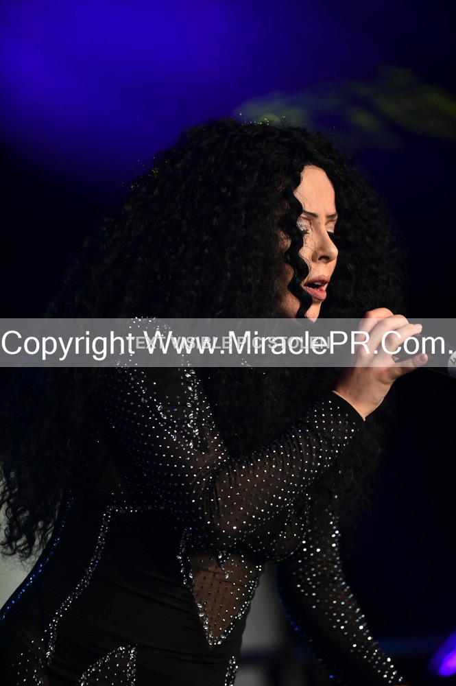 SH4_5995 - The Cher Experience