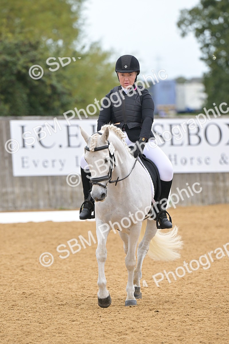 SBM_03836 - D2 - Small Tour Championship Intro 2