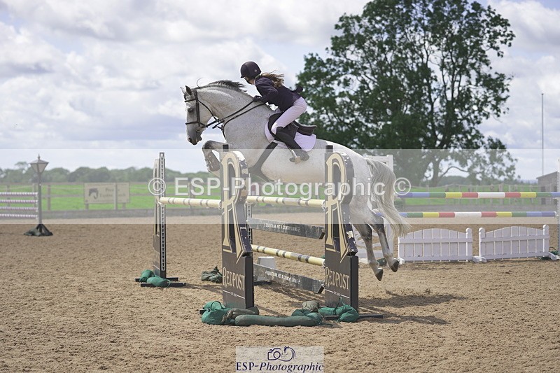 230806A-124950-02073 - Cls 14 Snr Foxhunter & 1.20m Open