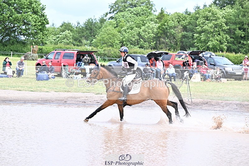 250525A-142247-16460 - D-476-Caroline.Powell-TIK.TOK