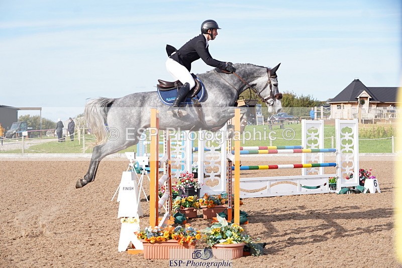 241005A-154626-05094 - SAT Cls 12 Snr Fox & 1.20m Open