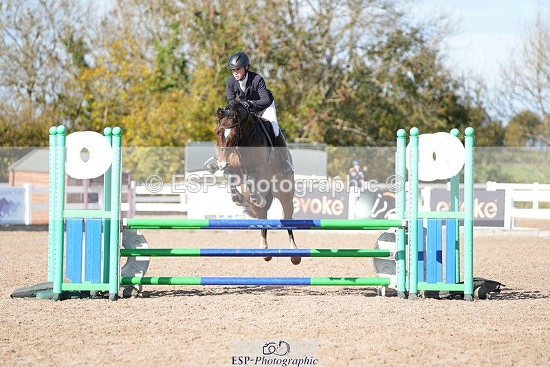 251025-130636-00476 - Cls 9 Pony Winter Discovery and 90cm