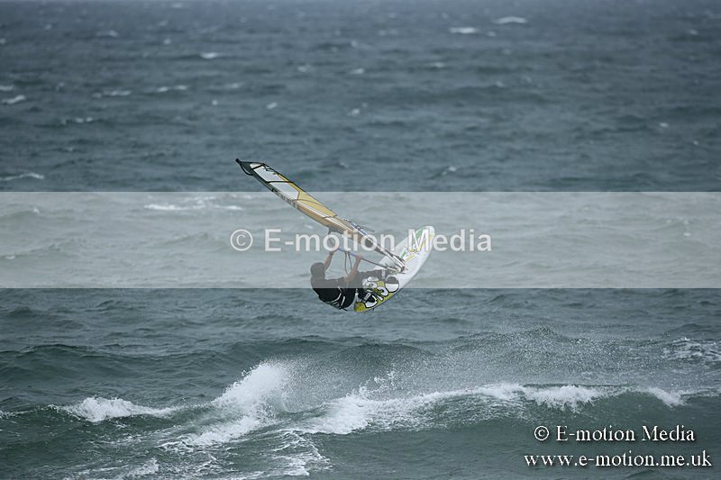 WS 150913-24 - Windsurfing
