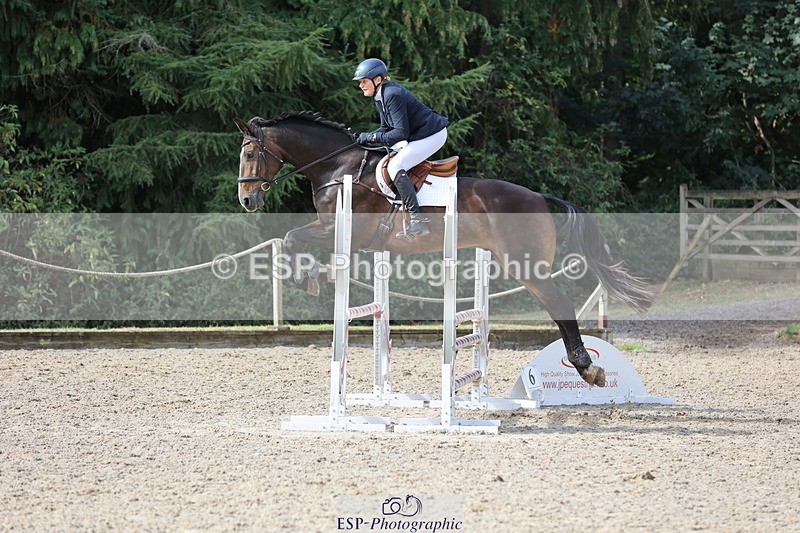250829A-102807-01128 - Cls 7 British Novice and 90cm