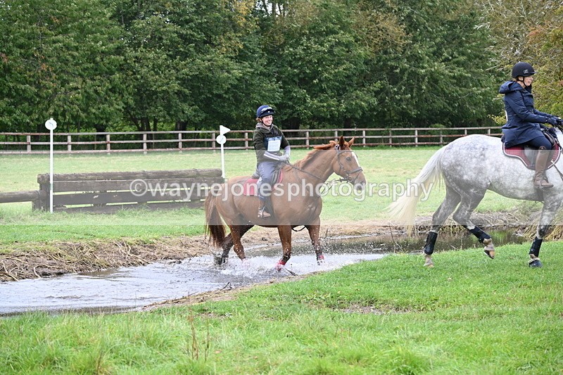 WJ6_2832 - Time at Photographer 11:01 to 11:20