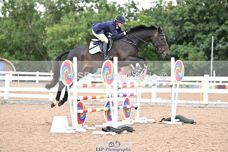 250820B-125935-00668 - Cls 4 Newcomers and 1.10m Open