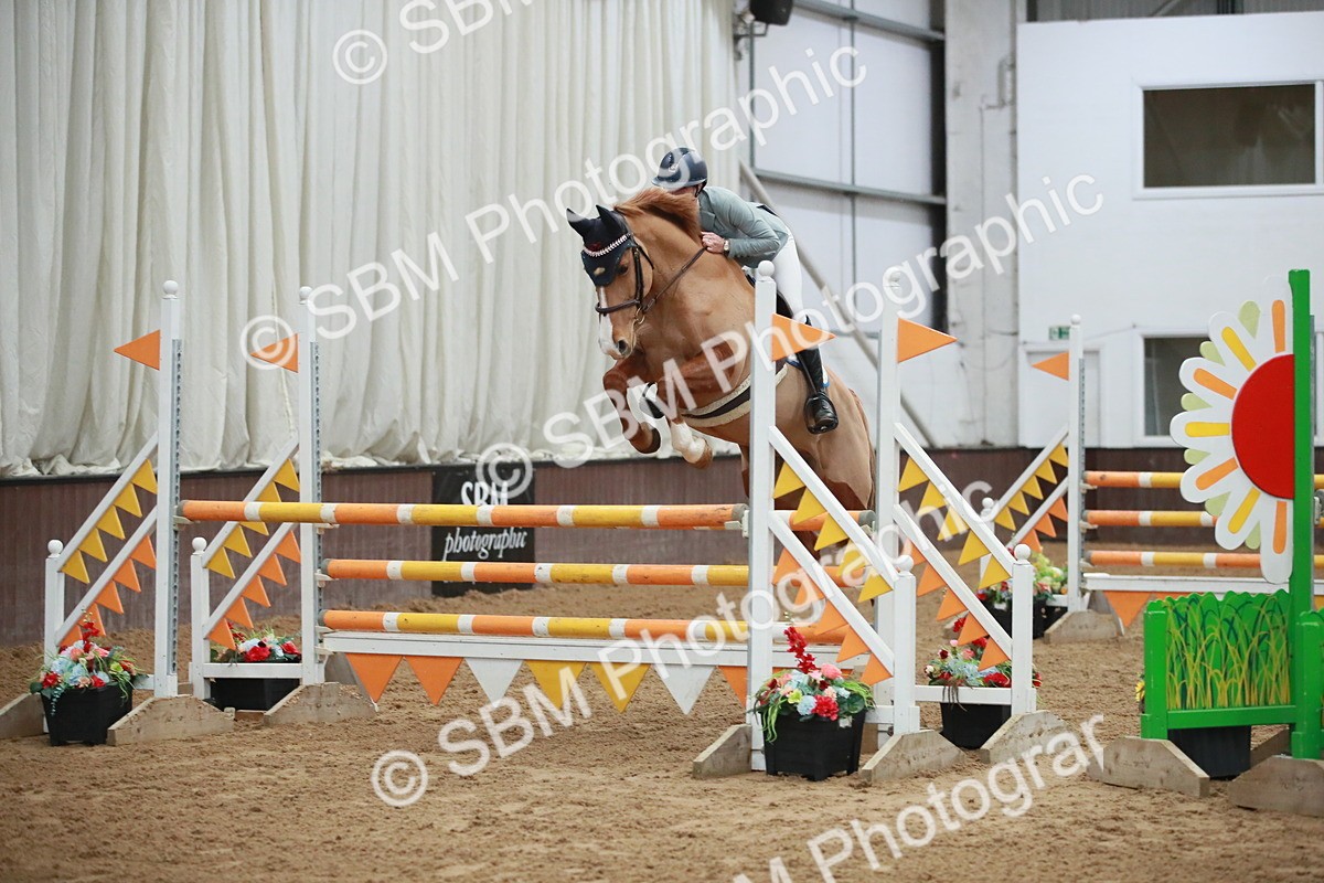 SBM_000894 - Class 4 - Senior Newcomers - 1.10m Open