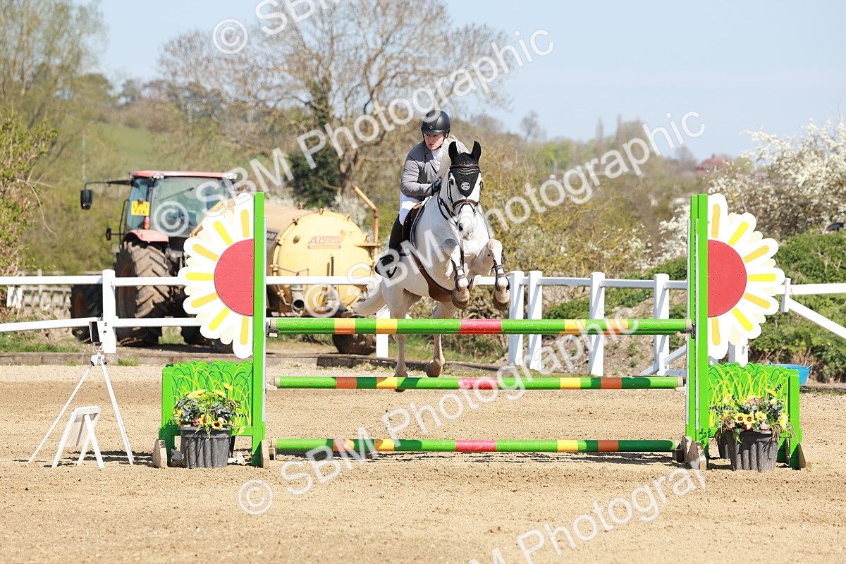 SBM_004121 - Class 17 - Senior Newcomers - 1.10m