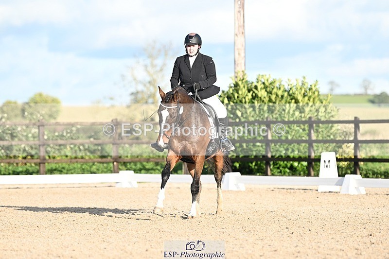 231105-143548-02425 - Cls 5 Novice 27 Start to 15.30 break