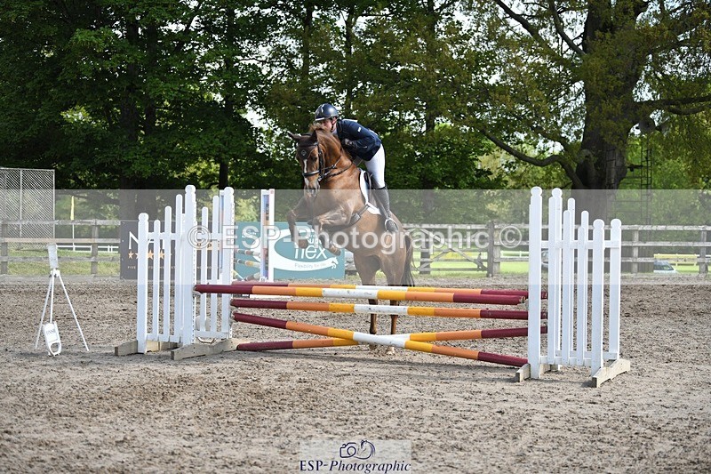 230512-101232-00485 - Cls 10 Snr 85cm Schooling
