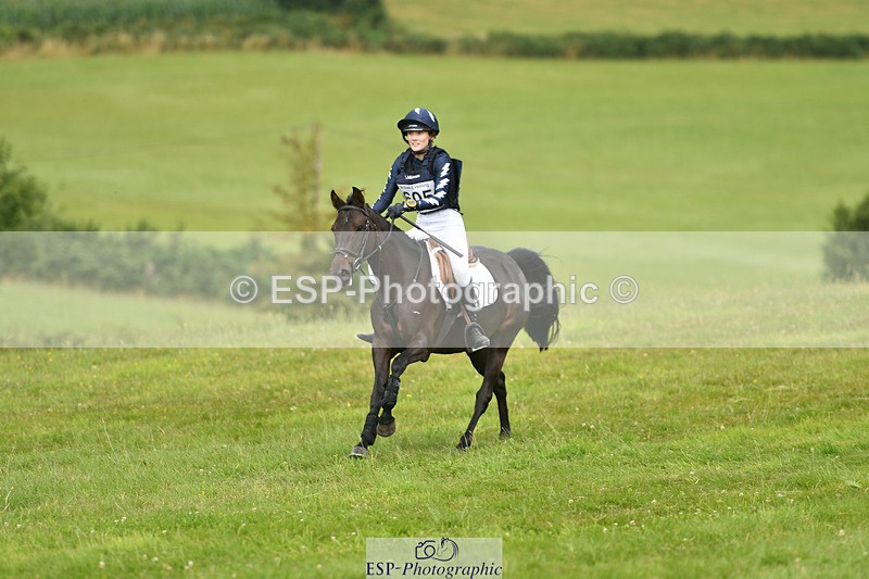 240804-153214-17669 - 605-Xanthe_Baylis-TULLIBARDS_HERSELF