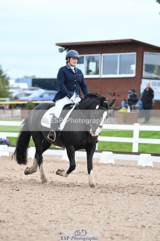 250907-112647-07208 - 018-Kathy.WhiteMilly.111