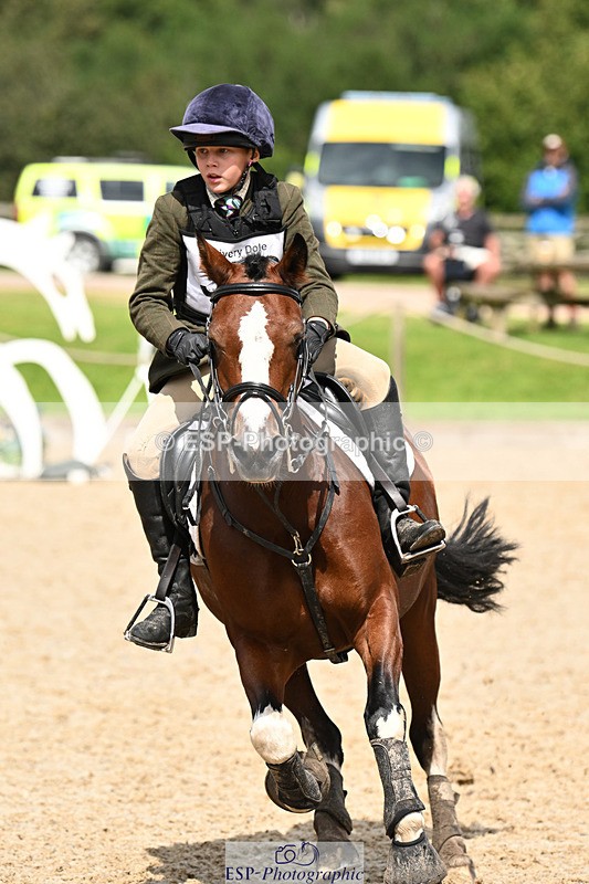 240824X-124621-25617 - 70cm Jump Off