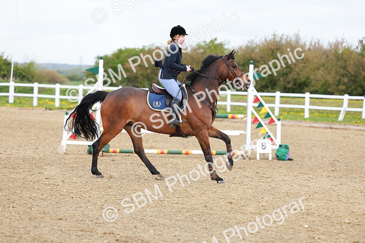 SBM_001820 - class 8 - Senior British Novice - 90cm