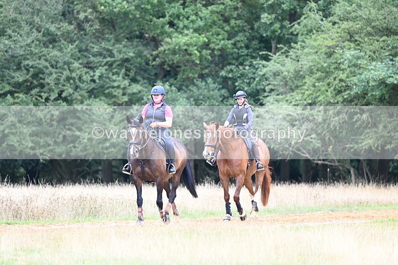 DSC_5934 - Time at Statue 12:17 to 12:44