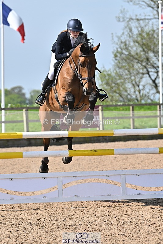 240509A-104326-00964 - Cls 8 Foxhunter