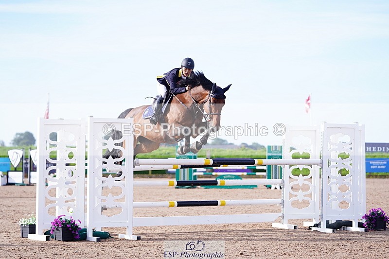 240804A-081118-09747 - Cls 41 Snr 1.20m Open