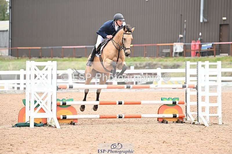 250917-125343-00563 - Cls 3 Snr 1.05m Open