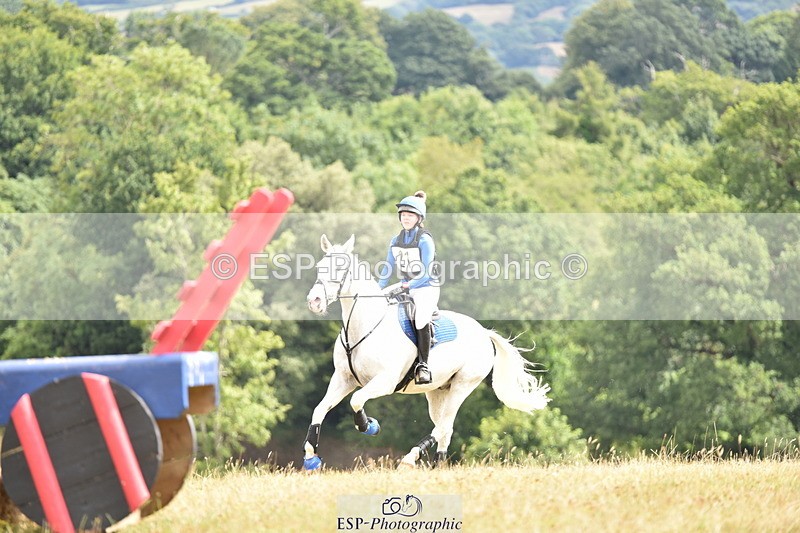 250802A-115826-02047 - A-021-Issy.Baldock-FREDDIE