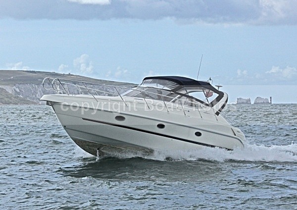 090829 PETTY CASH IMG_3458 - Motorboats - Open
