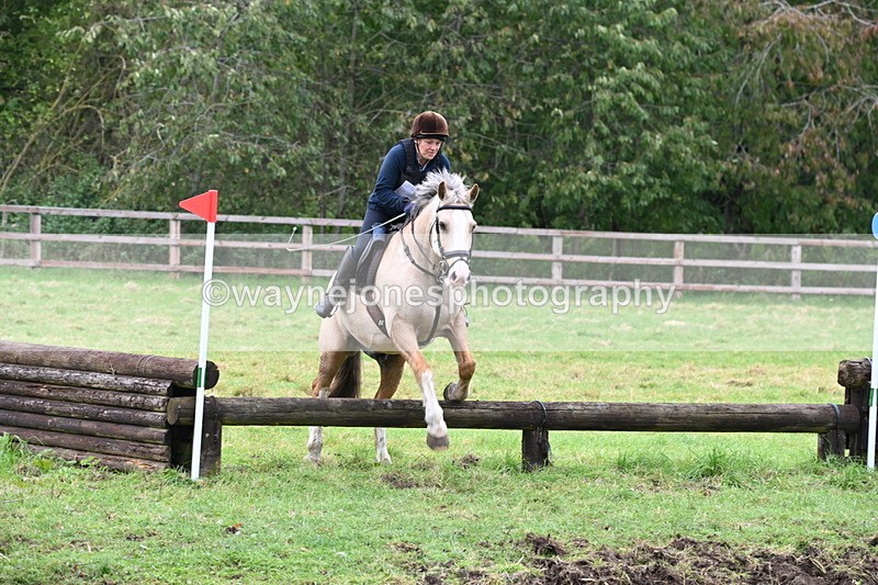 WJ6_6563 - Time at Photographer 12:41 to 13:05