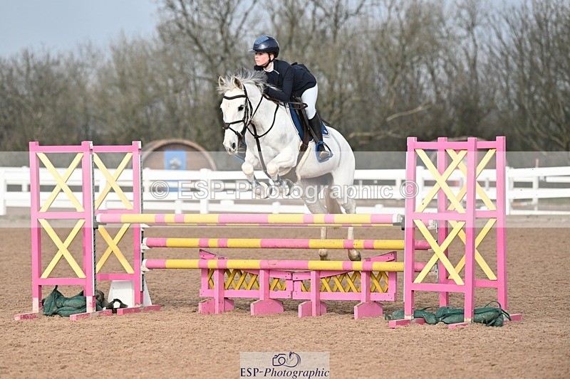 250209-113629-01560 - Cls 6 Pony Newcomers and 1m